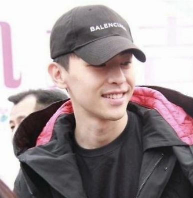 生图下的邓伦皮肤这么好?做好这几点,你也可以