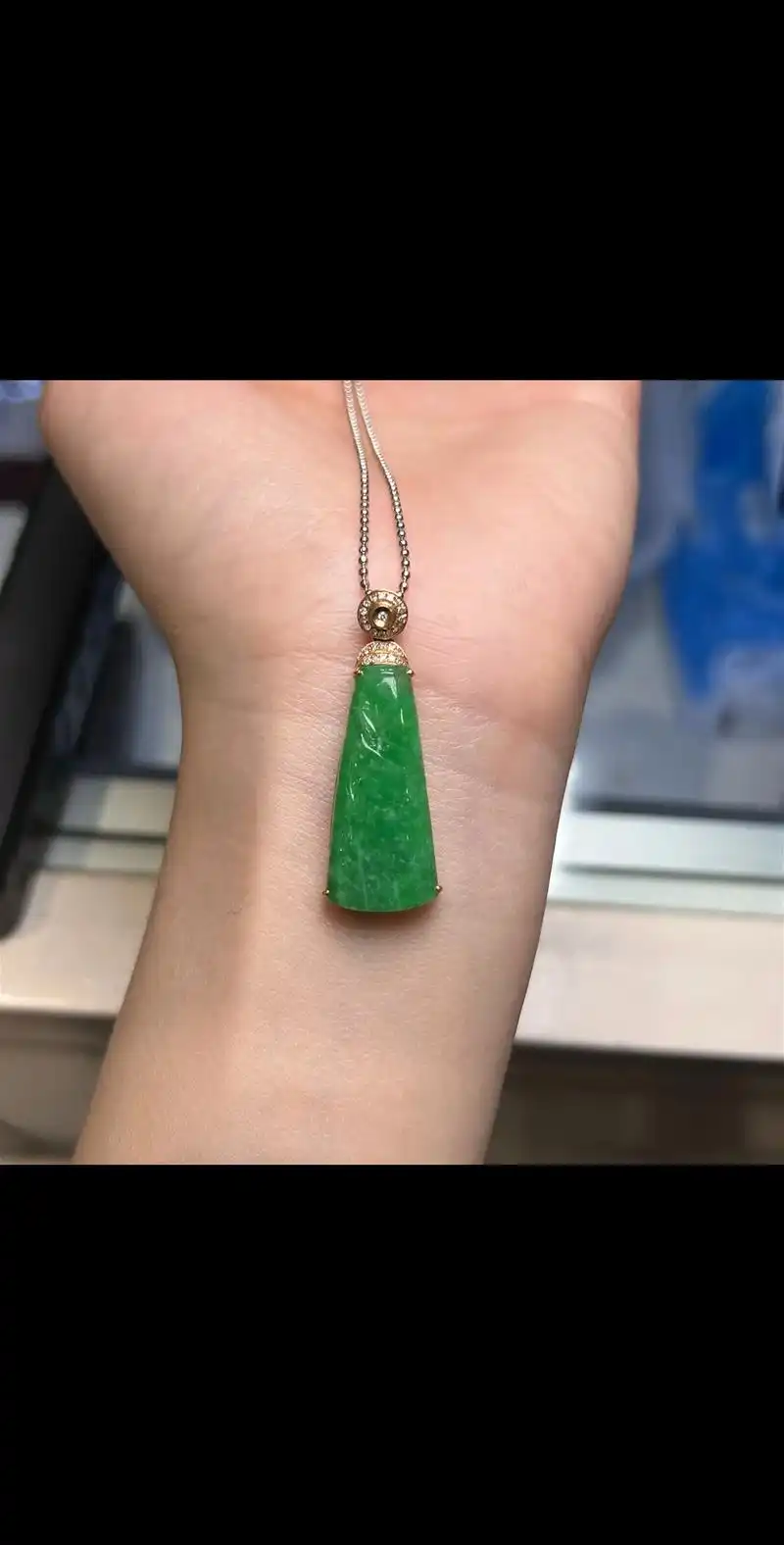 节节高满绿翡翠吊坠.节节高满绿翡翠吊坠 寓意竹报平安,天长地 - 抖音