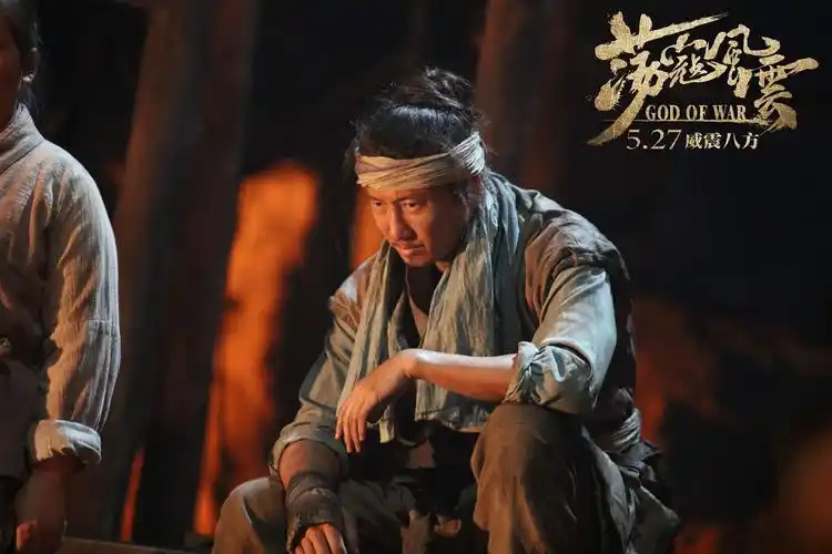 洪金宝大哥宝刀未老,《荡寇风云》曝"武神版"剧照-猫眼电影