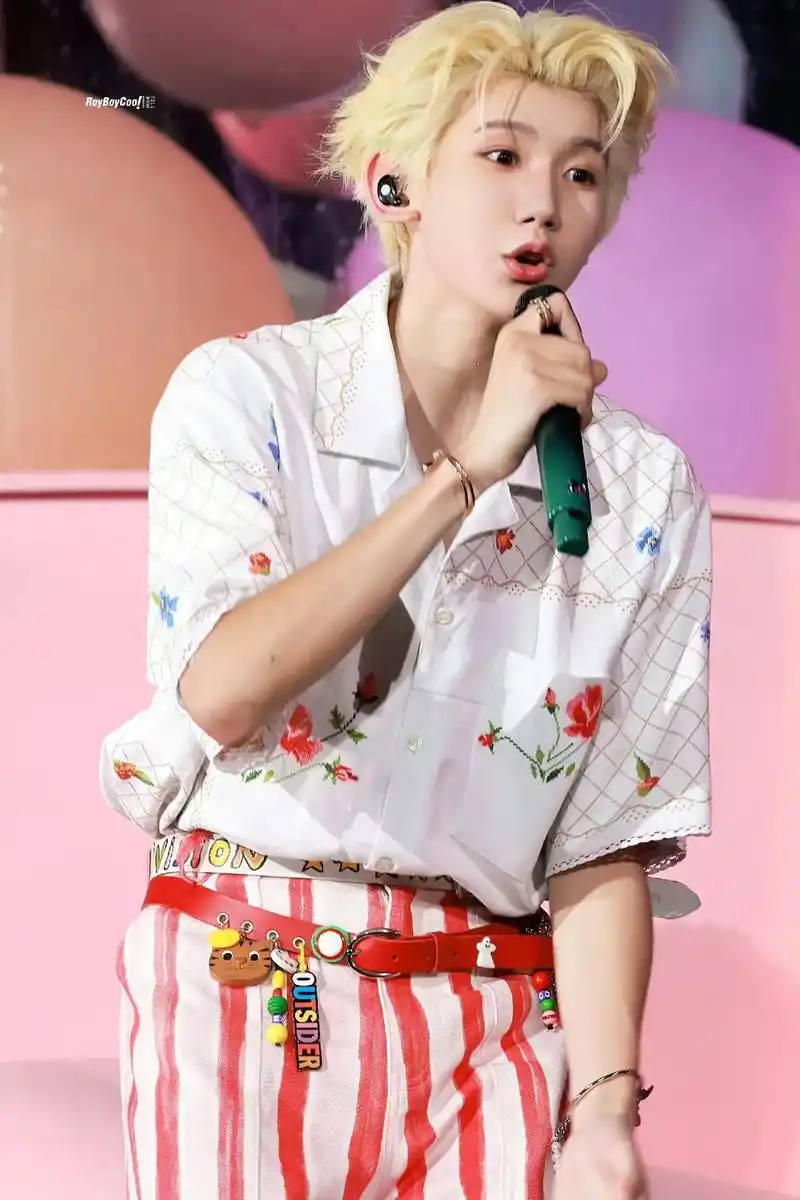 王源广州演唱会现场抽奖居然送车和hug黄金,还送杭州站门票