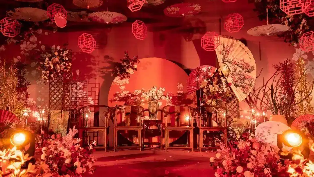 传统中国红,传统中式婚礼,温婉动人气场全开_花堂