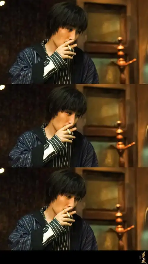 朱一龙重启之极海听雷##朱一龙吴邪#长发,叼着烟(戒烟棒00)邪邪的