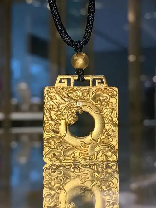 老凤祥黄金吊坠