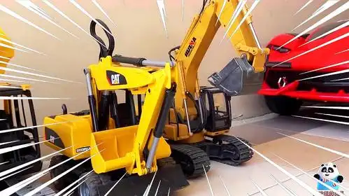 儿童挖掘机工作视频,挖掘机给土方车铲沙子