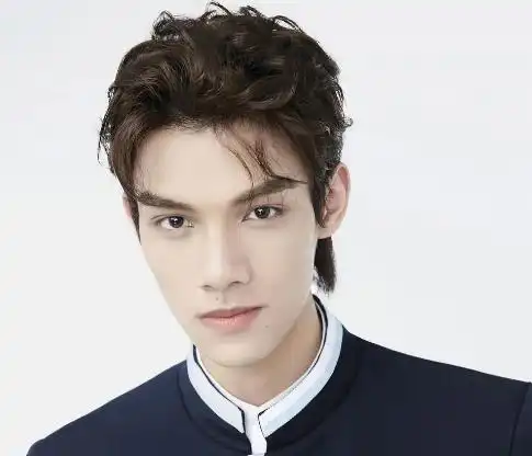 青春有你3段星星年龄几岁哪里人 毕业大学个人资料简介