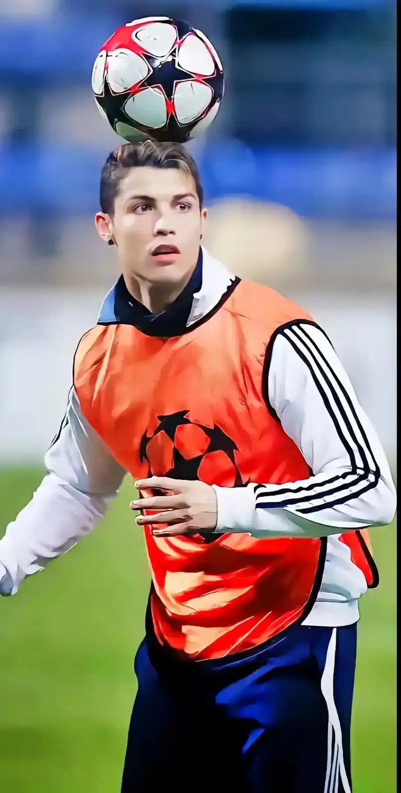 c罗高清壁纸,足足100张,后面的小时候太奶了#克里斯蒂亚诺 - 抖音