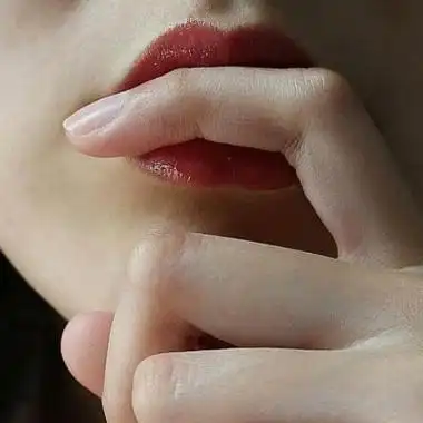 好看的嘴唇图片头像高清个性霸气的红嘴唇大图女生头像520头像