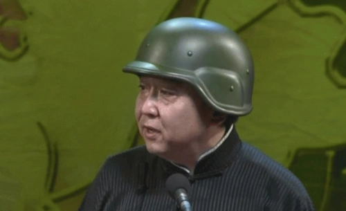 于谦调侃王源抽烟人设崩塌,却被质疑蹭热度,引德云女孩幽默回怼